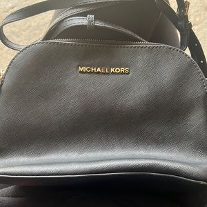 Crossbody purse